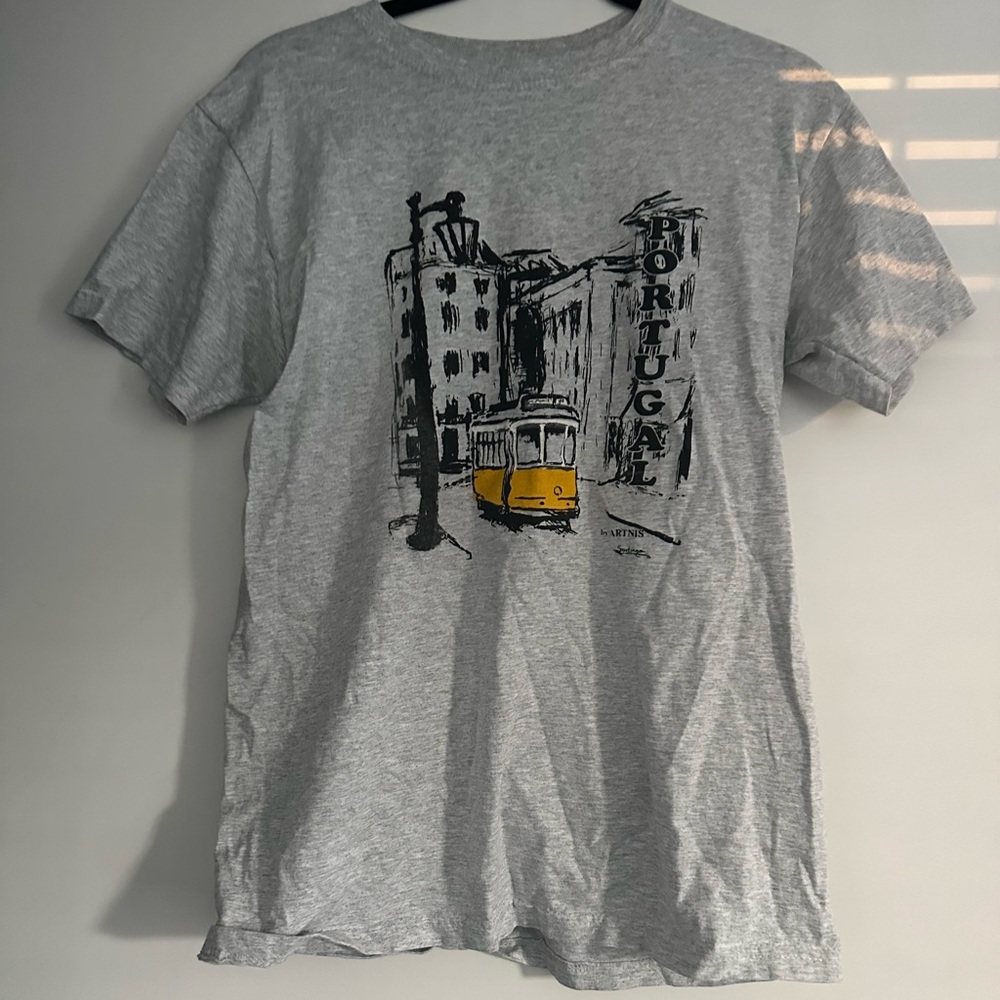 Fruit of the Loom Gray Portugal Graphic Tee